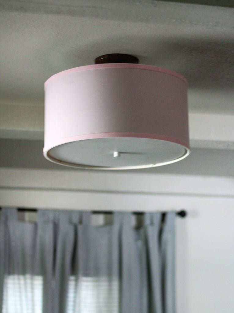 16" Moderne Flush Mount Kit - Pale Dogwood Pink Drum Shade